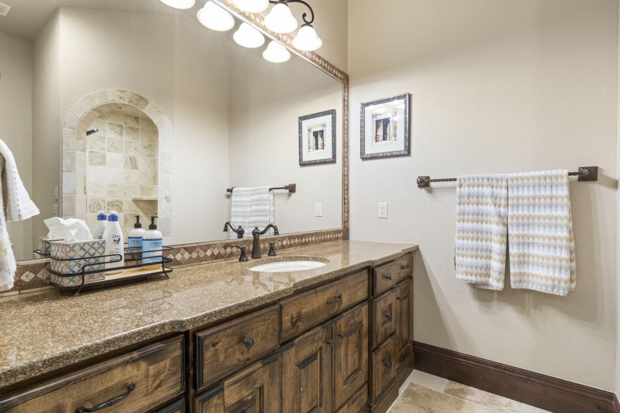 1445 W Grande CIR #7 Washington, UT 84780 home for sale, MLS#25-266615 - Erika Rogers Photo 82