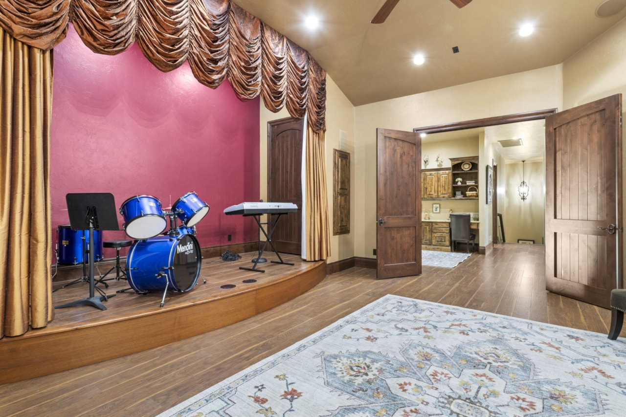 1445 W Grande CIR #7 Washington, UT 84780 home for sale, MLS#25-266615 - Erika Rogers Photo 88