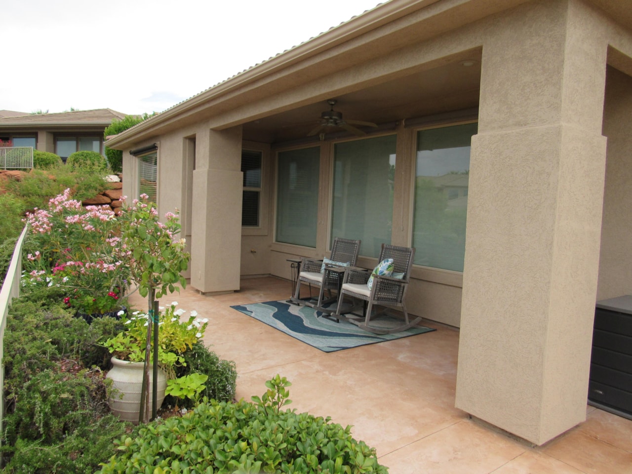 1361 W Red Butte Dr DR Washington, UT 84780 home for sale, MLS#25-266619 - Erika Rogers Photo 8