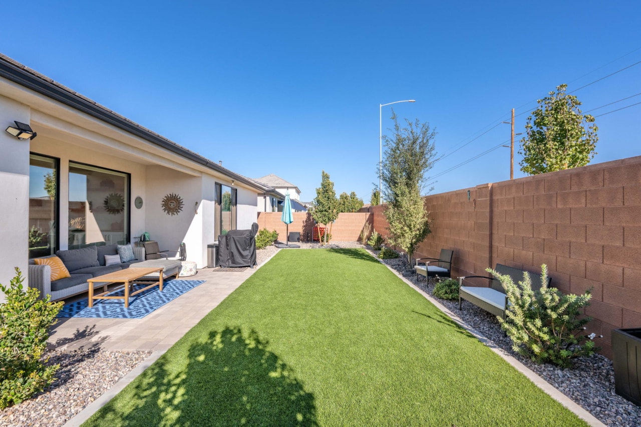 353 S Water Course DR Washington, UT 84780 home for sale, MLS#25-266627 - Erika Rogers Photo 25