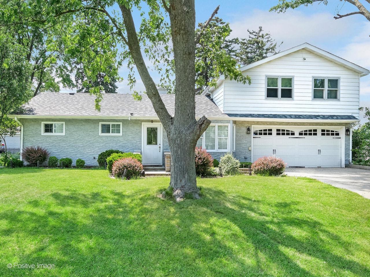 5524 S Bruner St Hinsdale, IL 60521 | MLS 12514706