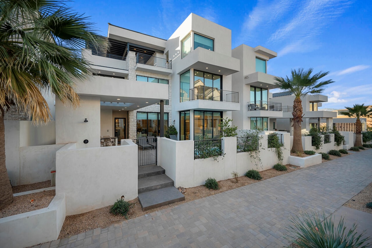 5335 S Pura CIR St George, UT 84770 home for sale, MLS#25-266661 - Erika Rogers Photo 98