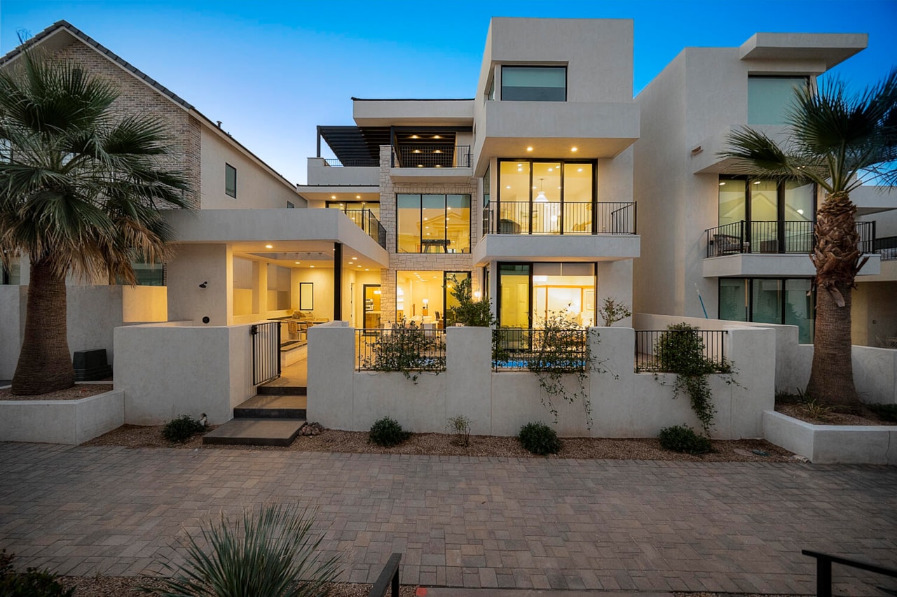 5335 S Pura CIR St George, UT 84770 home for sale, MLS#25-266661 - Erika Rogers Photo 106