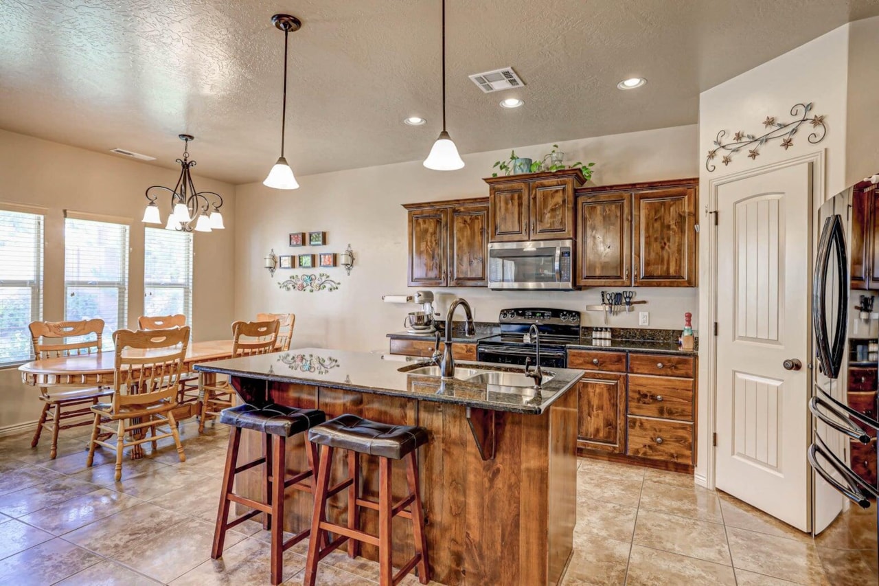 3673 S Cannon Way Washington, UT 84780 home for sale, MLS#25-266587 - Erika Rogers Photo 15