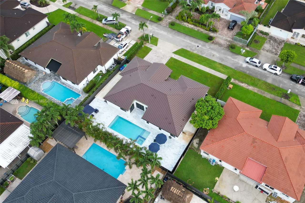 16234 SW 48 Terrace Miami, FL 33185 | MLS A11869610