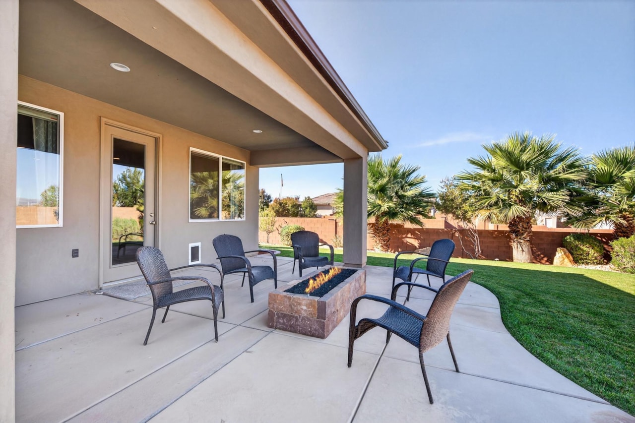 3109 E 2930 S  S St George, UT 84790 home for sale, MLS#25-266657 - Erika Rogers Photo 8