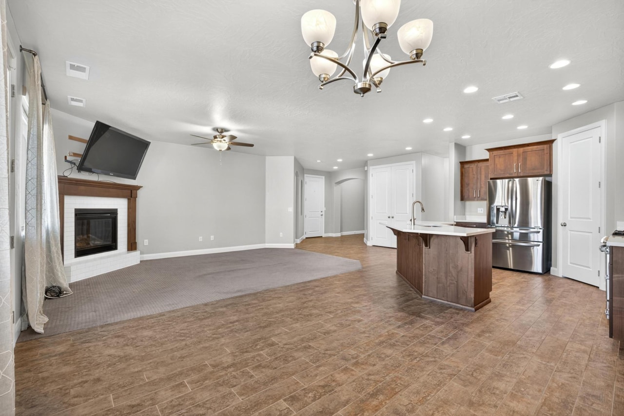 3109 E 2930 S  S St George, UT 84790 home for sale, MLS#25-266657 - Erika Rogers Photo 20