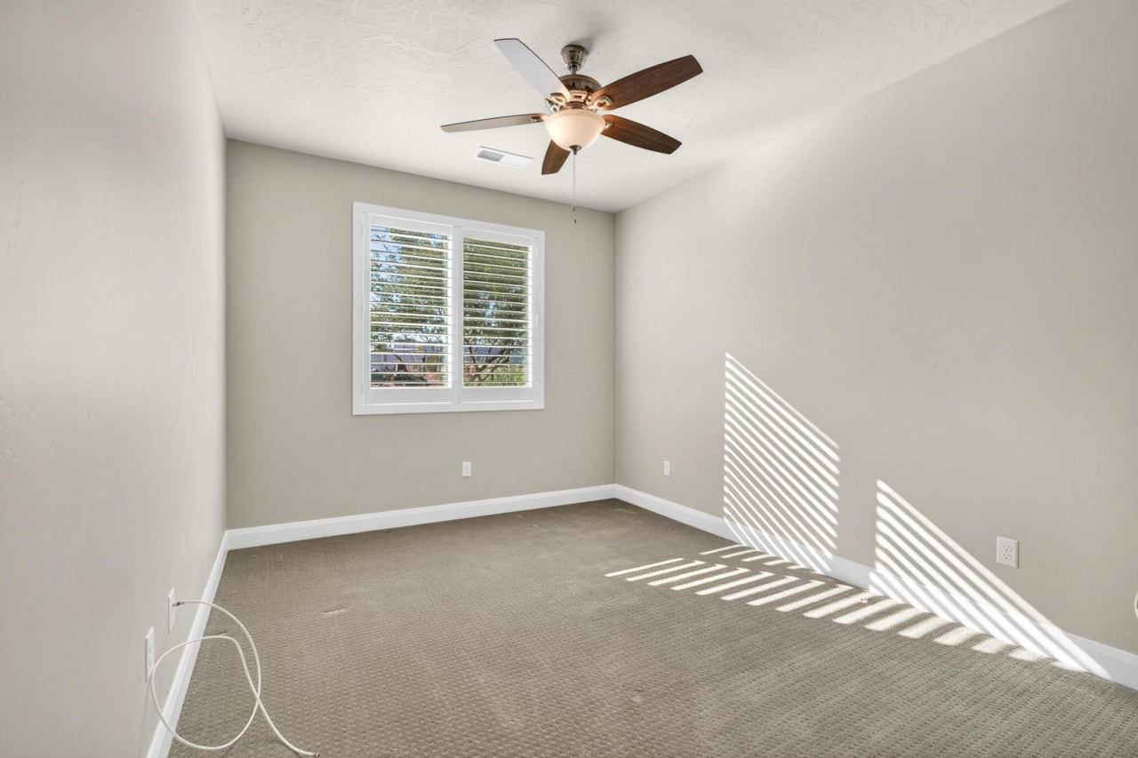 3109 E 2930 S  S St George, UT 84790 home for sale, MLS#25-266657 - Erika Rogers Photo 38