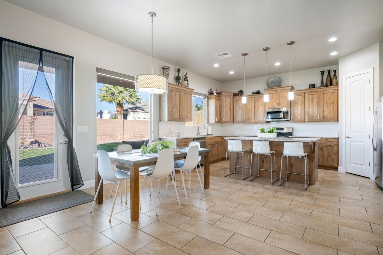 2839 E Horseman Park DR St George, UT 84790 home for sale, MLS#25-266686 - Erika Rogers Photo 13