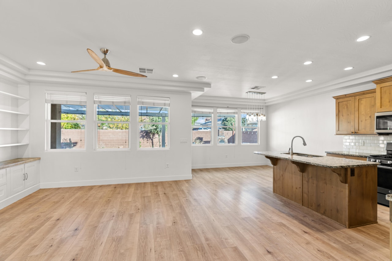 3753 S 2640  E St George, UT 84790 home for sale, MLS#25-266703 - Erika Rogers Photo 7