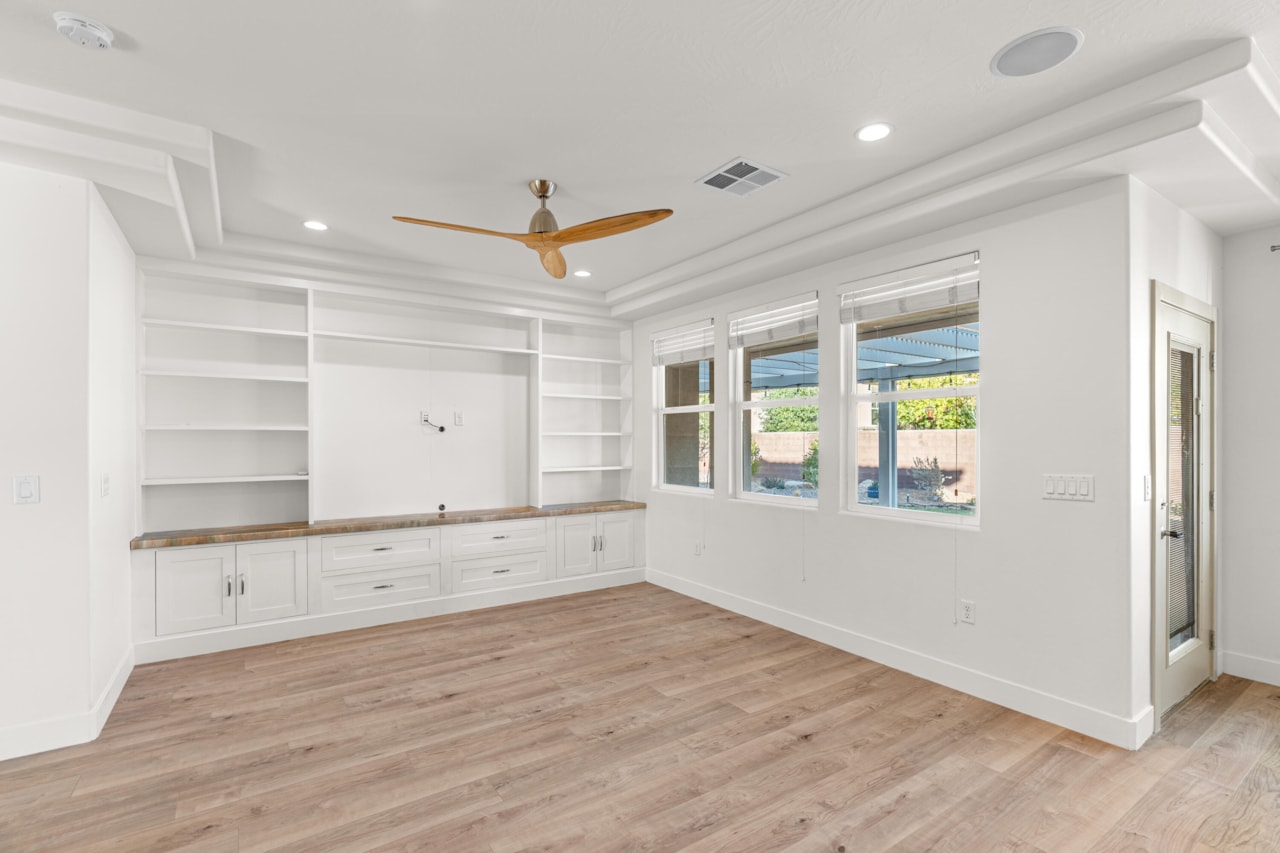 3753 S 2640  E St George, UT 84790 home for sale, MLS#25-266703 - Erika Rogers Photo 9