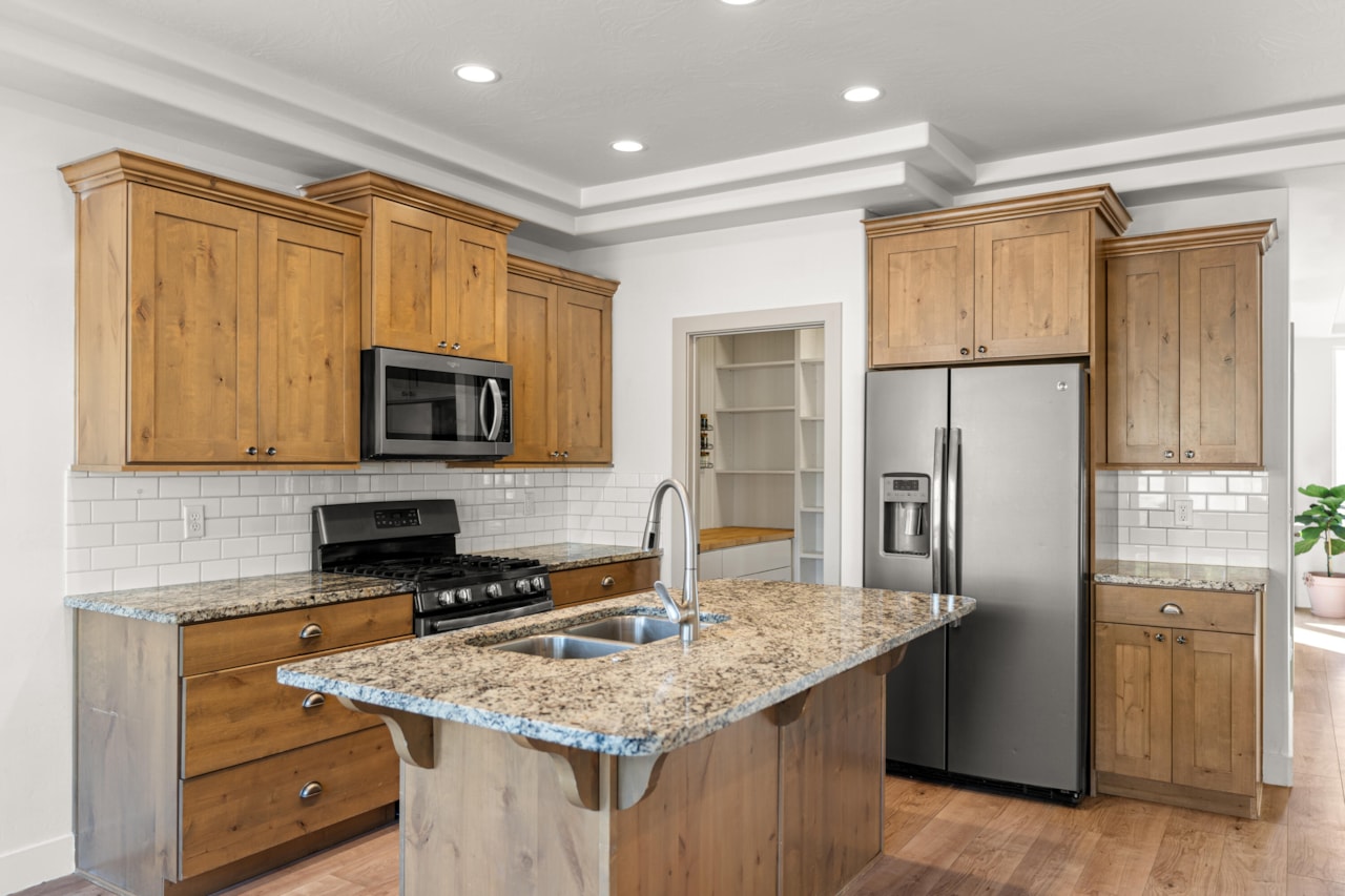 3753 S 2640  E St George, UT 84790 home for sale, MLS#25-266703 - Erika Rogers Photo 13