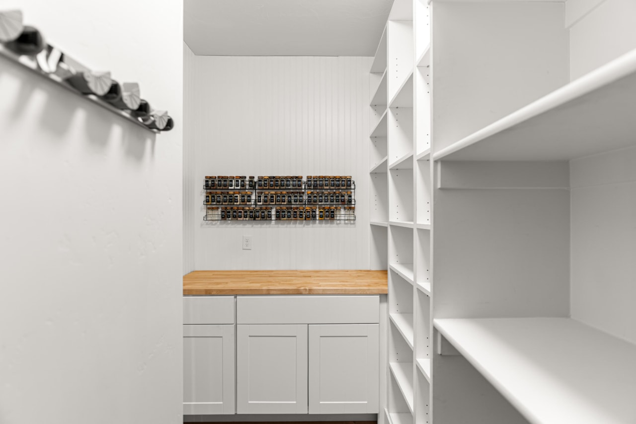 3753 S 2640  E St George, UT 84790 home for sale, MLS#25-266703 - Erika Rogers Photo 16