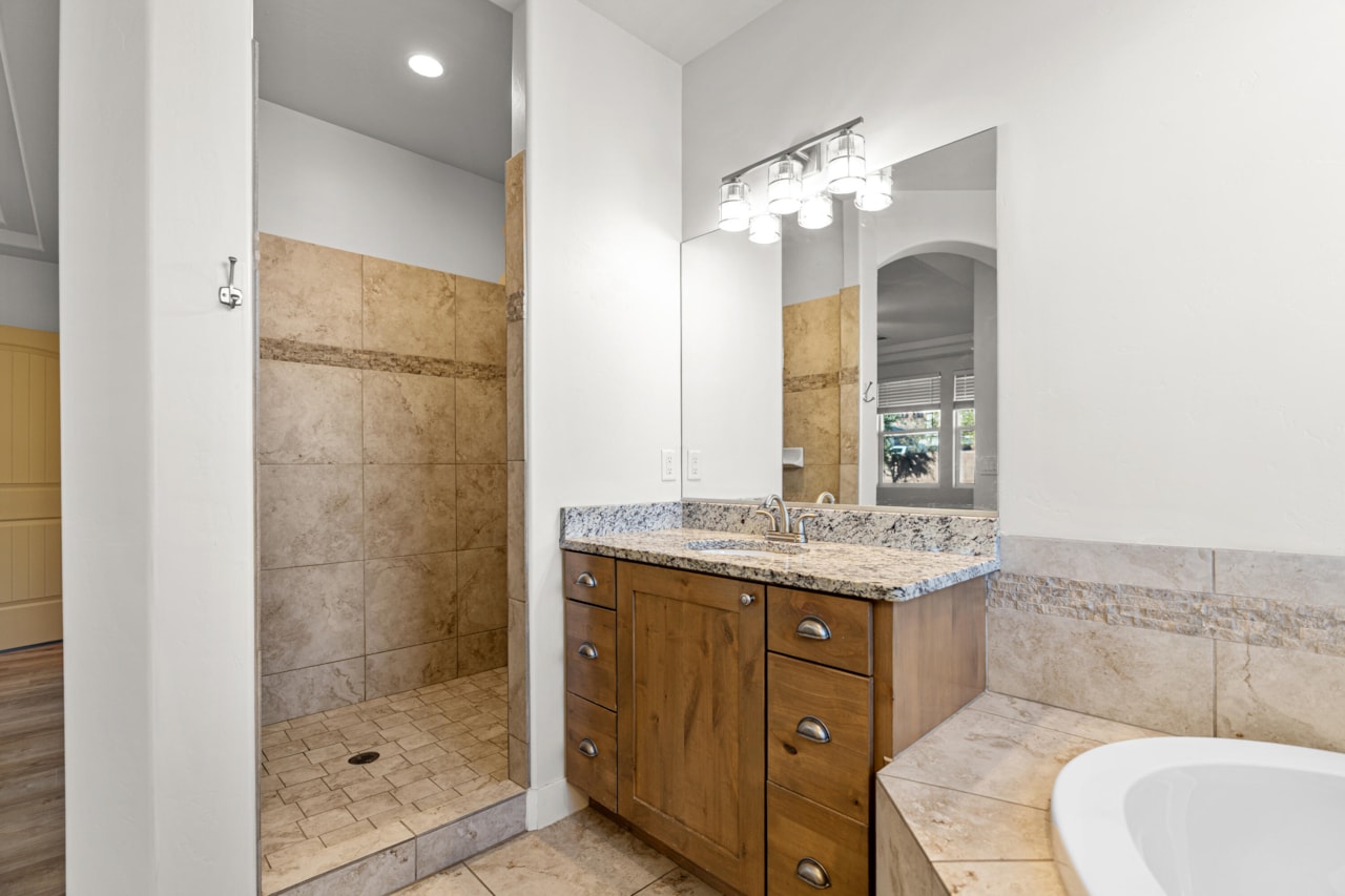 3753 S 2640  E St George, UT 84790 home for sale, MLS#25-266703 - Erika Rogers Photo 22