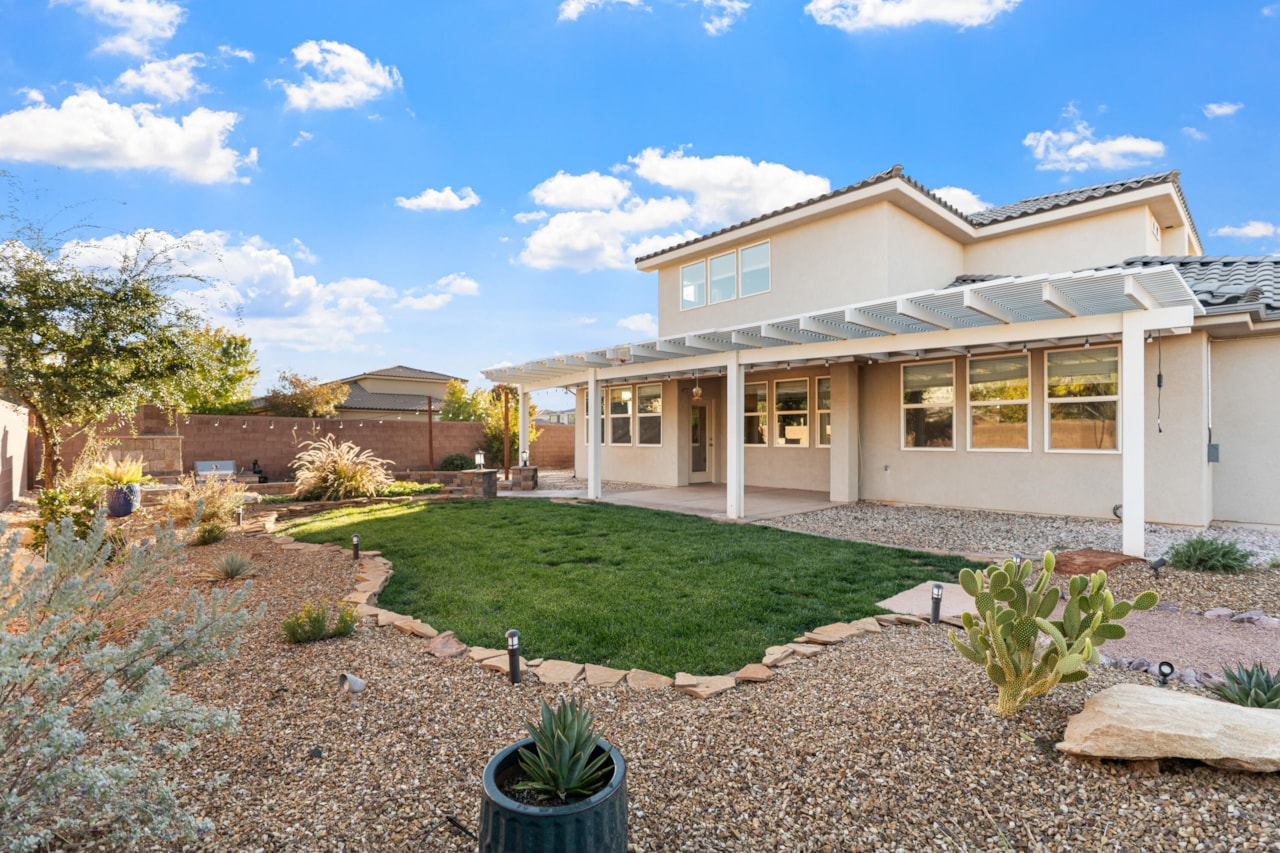 3753 S 2640  E St George, UT 84790 home for sale, MLS#25-266703 - Erika Rogers Photo 40