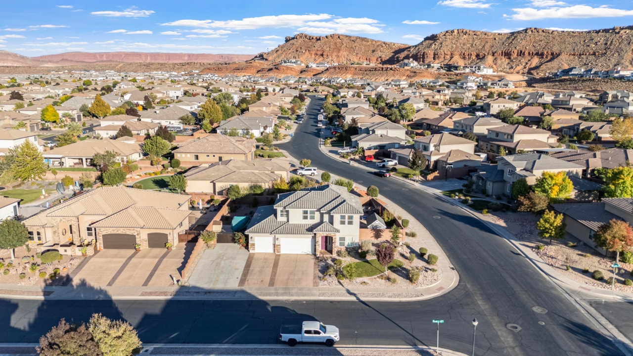 3753 S 2640  E St George, UT 84790 home for sale, MLS#25-266703 - Erika Rogers Photo 47