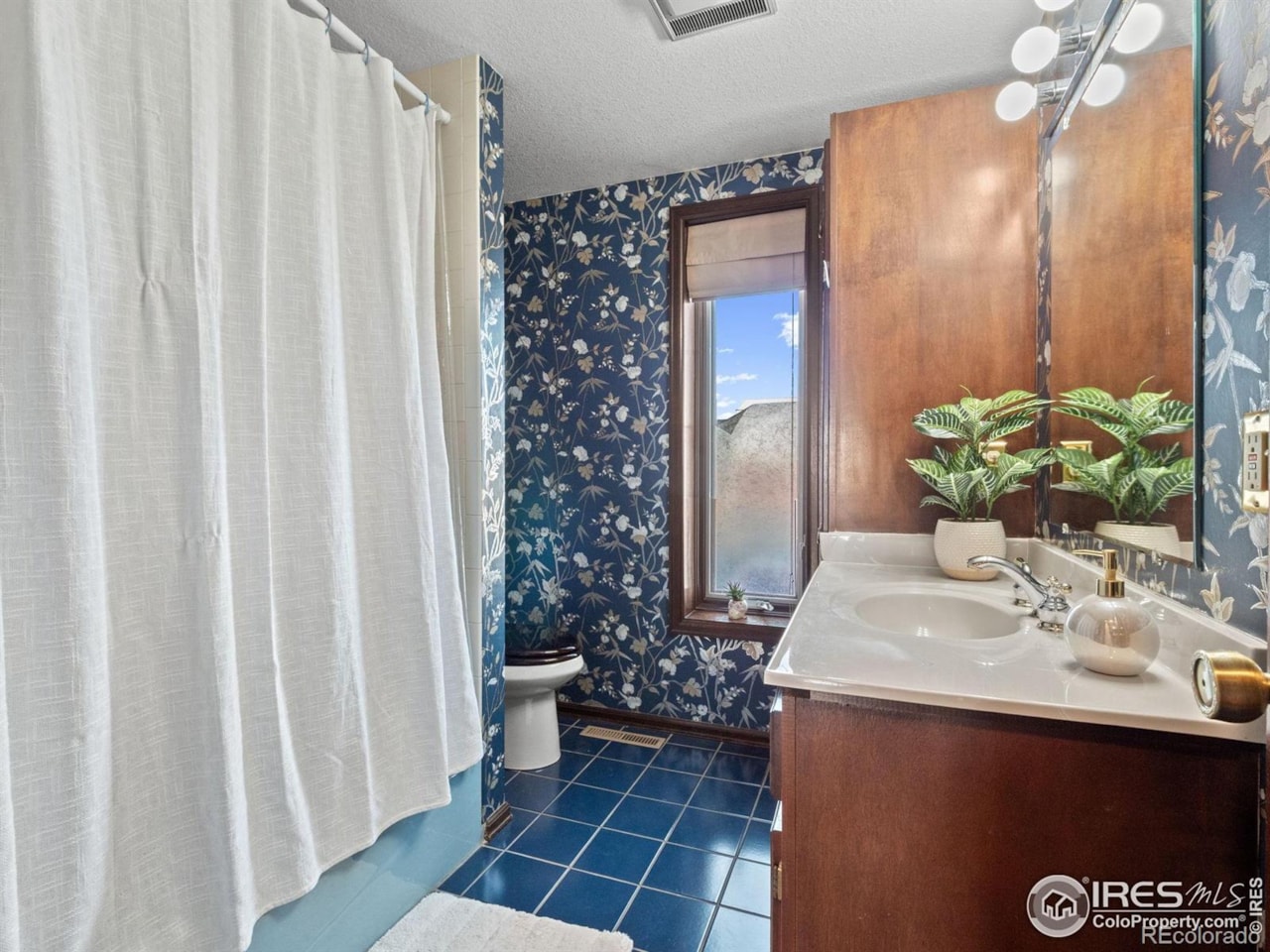 1671 Rue De Trust Parkland Estates Big front range views, land to sprawl out AND located in a PRIVATE AIRPARK, this home is waiting... Erie Weld CO 80516 IR1047196 home for sale $1,100,000 IR1047196 Photo 29