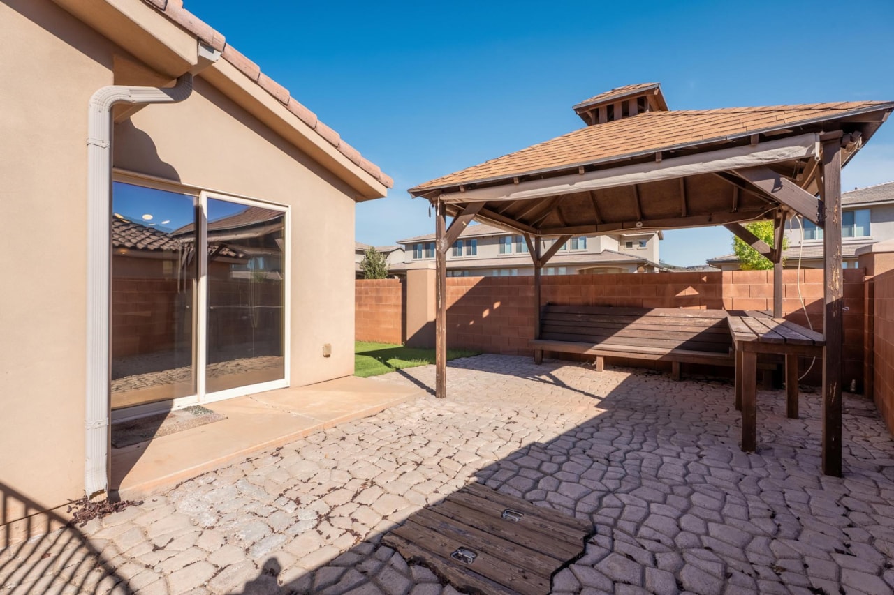 1086 N Ocotillo DR Washington, UT 84780 home for sale, MLS#25-266710 - Erika Rogers Photo 29