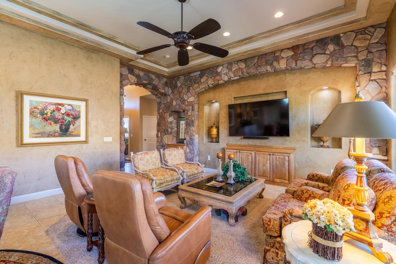 1573 Blacklion RD W Washington, UT 84780 home for sale, MLS#25-266683 - Erika Rogers Photo 7