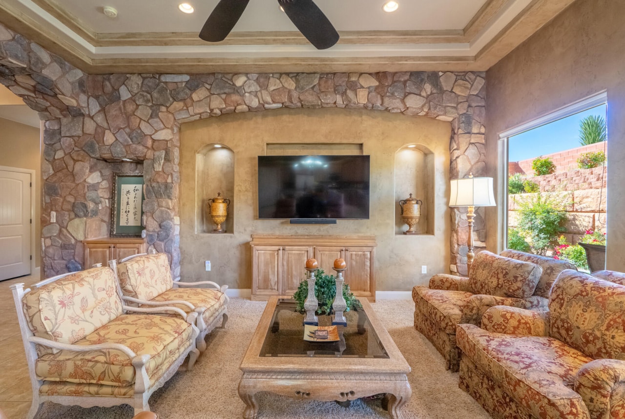 1573 Blacklion RD W Washington, UT 84780 home for sale, MLS#25-266683 - Erika Rogers Photo 8