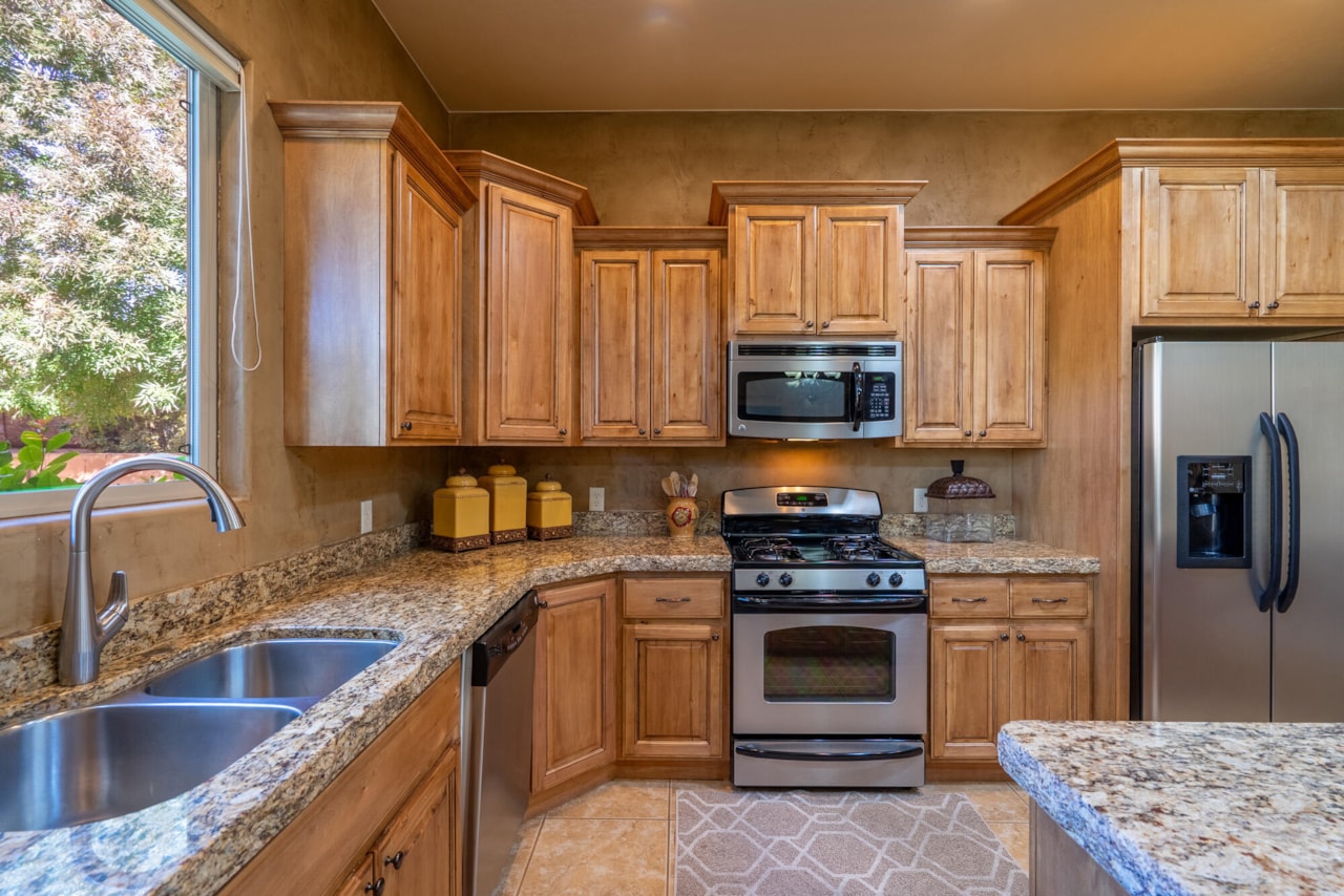 1573 Blacklion RD W Washington, UT 84780 home for sale, MLS#25-266683 - Erika Rogers Photo 13