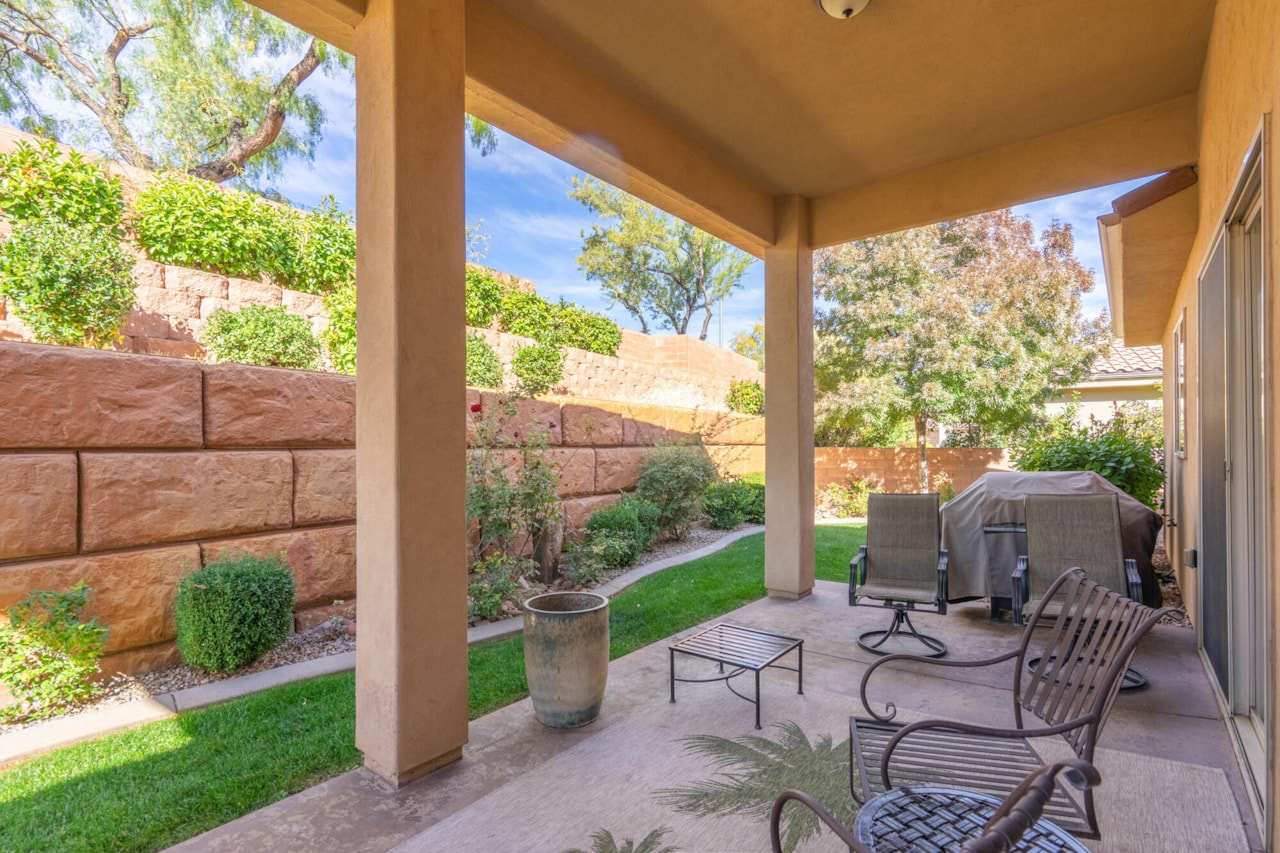 1573 Blacklion RD W Washington, UT 84780 home for sale, MLS#25-266683 - Erika Rogers Photo 31