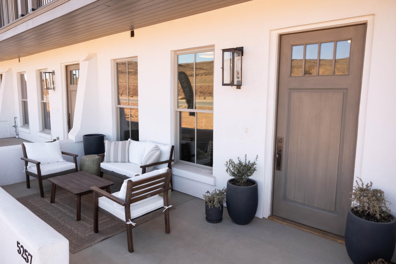 718 W Vista Sur Lane, Lot 17 St George, UT 84790 home for sale, MLS#25-266738 - Erika Rogers Photo 2