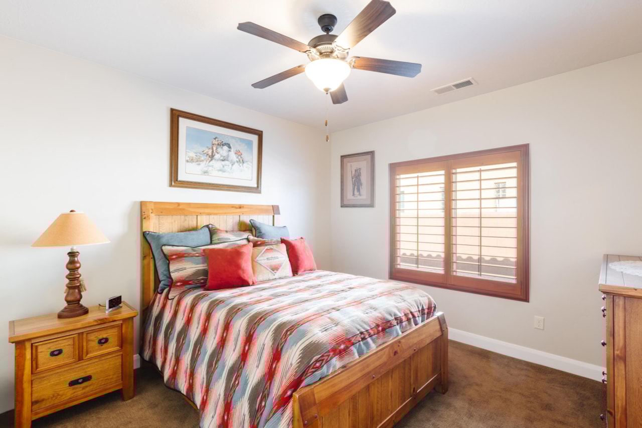 437 N Northstar DR St George, UT 84770 home for sale, MLS#25-266595 - Erika Rogers Photo 27