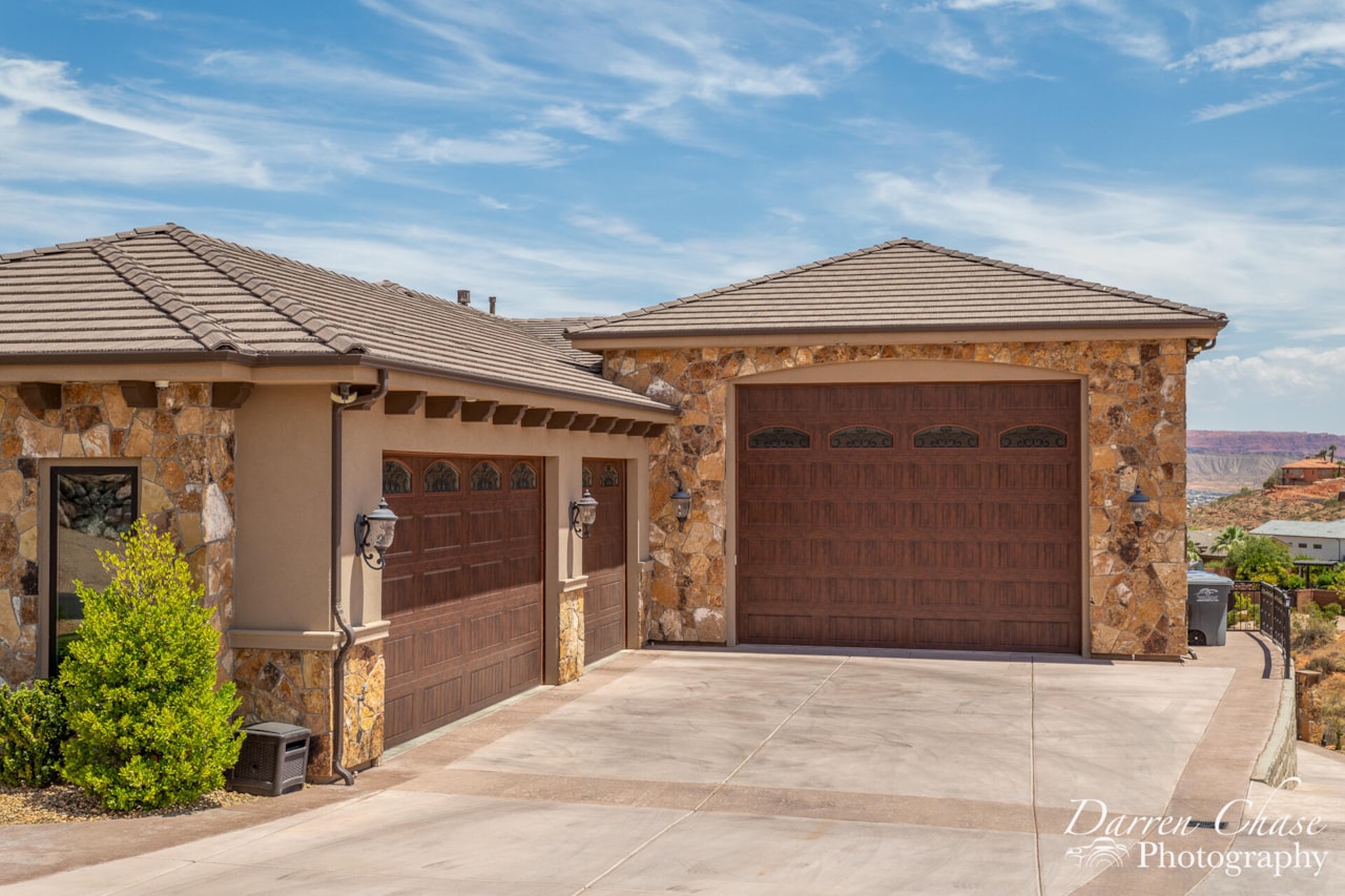 328 N Westgate Hills DR Washington, UT 84780 home for sale, MLS#25-266741 - Erika Rogers Photo 7