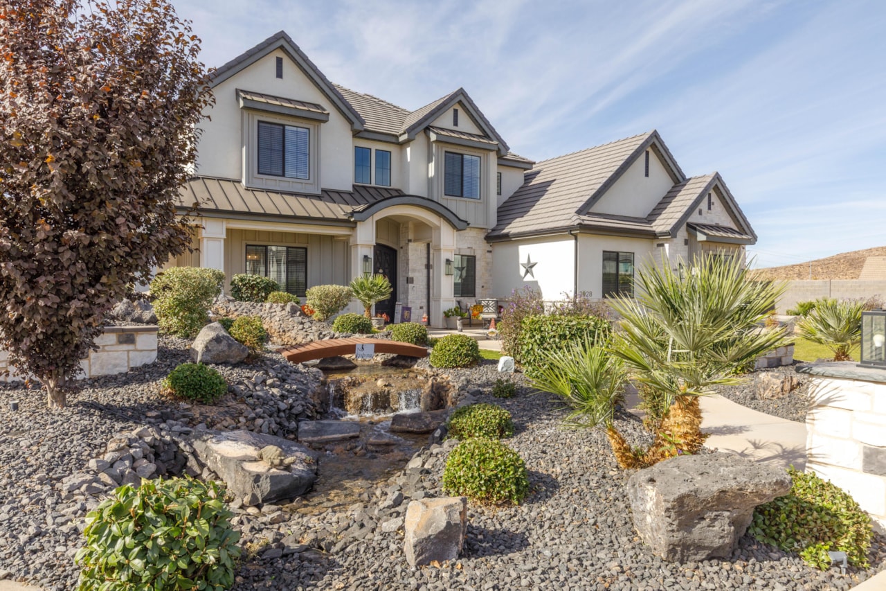 2928 S Farmland DR Washington, UT 84780 home for sale, MLS#25-266747 - Erika Rogers Photo 4