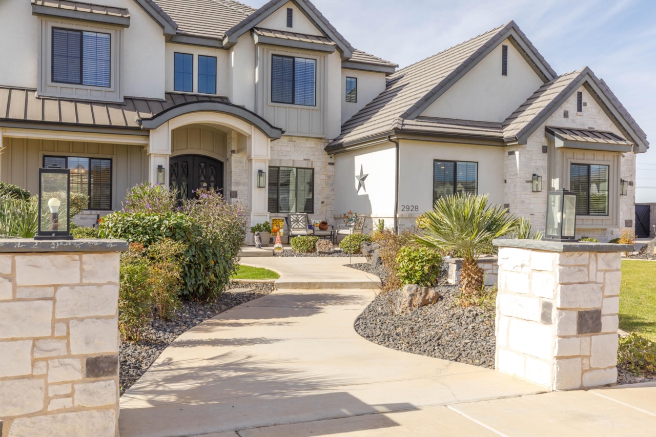 2928 S Farmland DR Washington, UT 84780 home for sale, MLS#25-266747 - Erika Rogers Photo 5