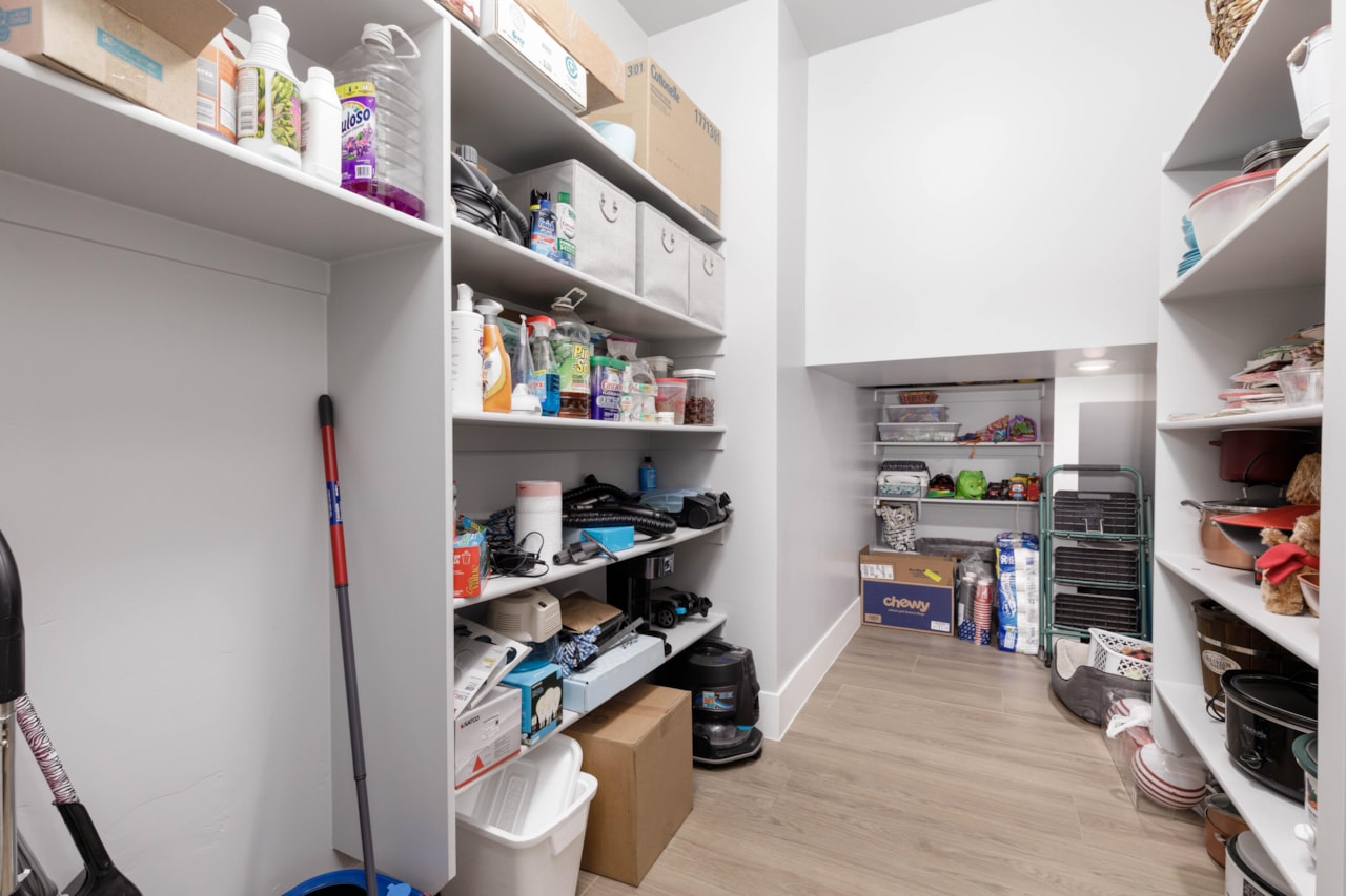 2928 S Farmland DR Washington, UT 84780 home for sale, MLS#25-266747 - Erika Rogers Photo 20