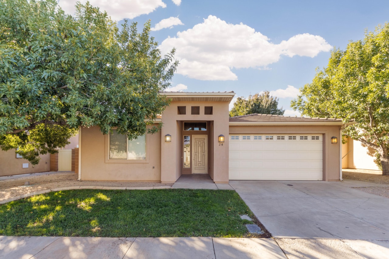 1160 S Washington Fields Rd #24 Washington, UT 84780 home for sale, MLS#25-266397 - Erika Rogers