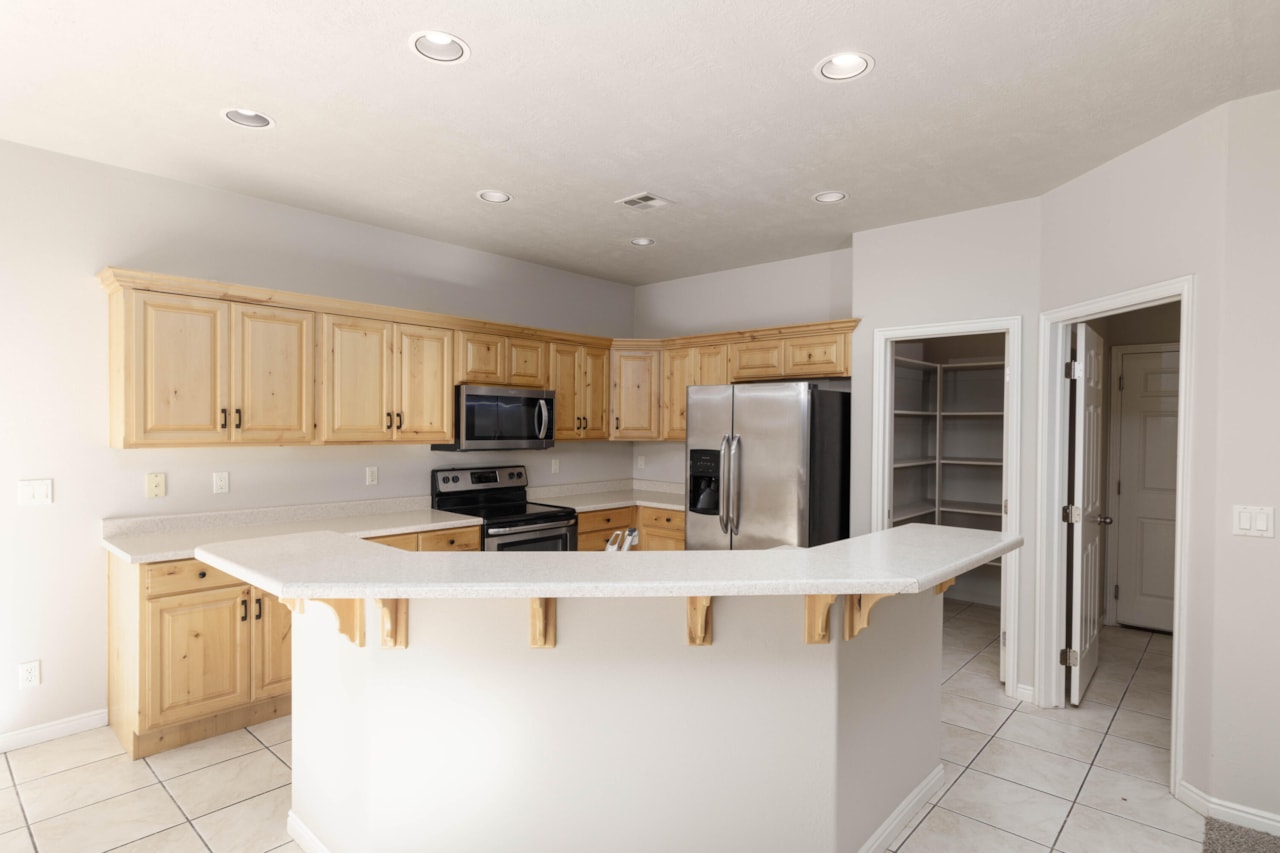 1160 S Washington Fields Rd #24 Washington, UT 84780 home for sale, MLS#25-266397 - Erika Rogers Photo 6