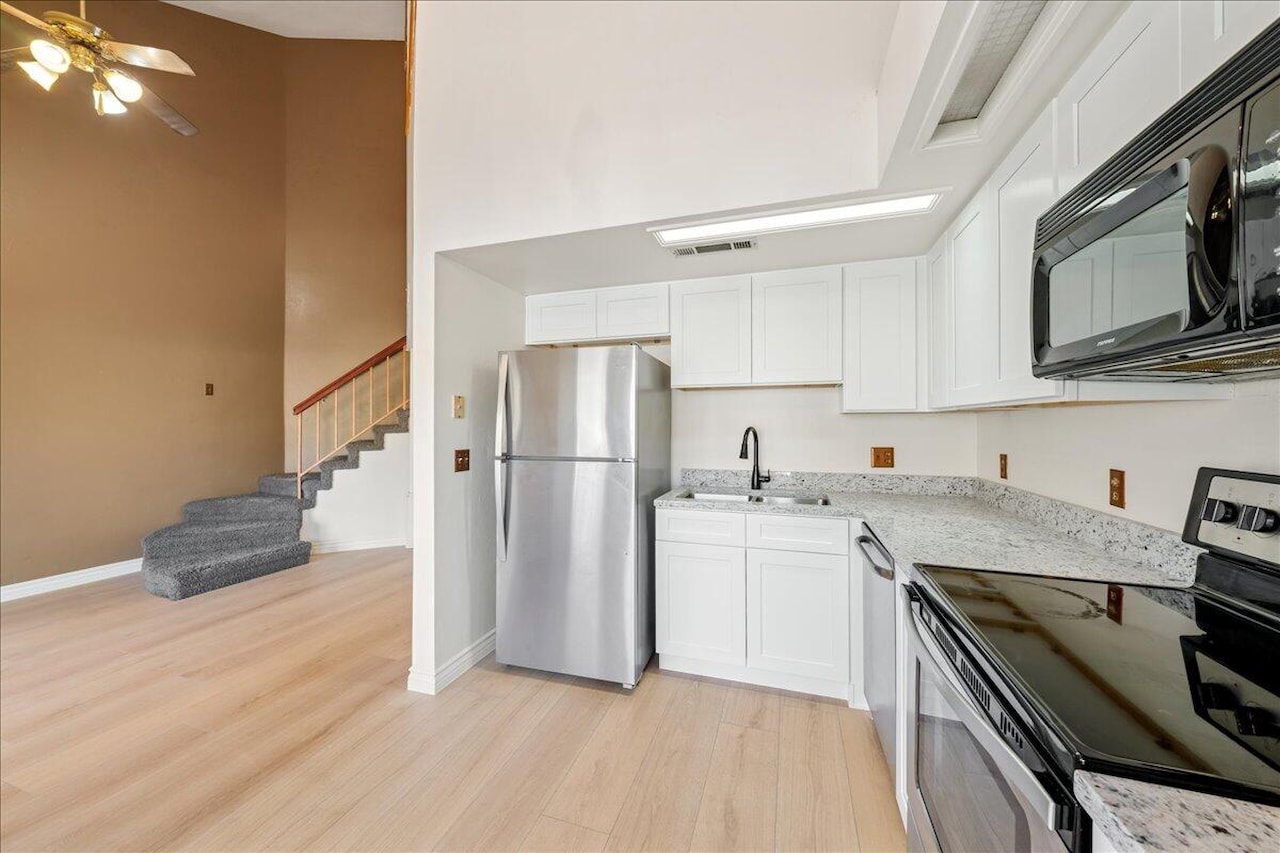 275 S Valley View #J206 St George, UT 84770 condo for sale, MLS#25-266754 - Erika Rogers Photo 18