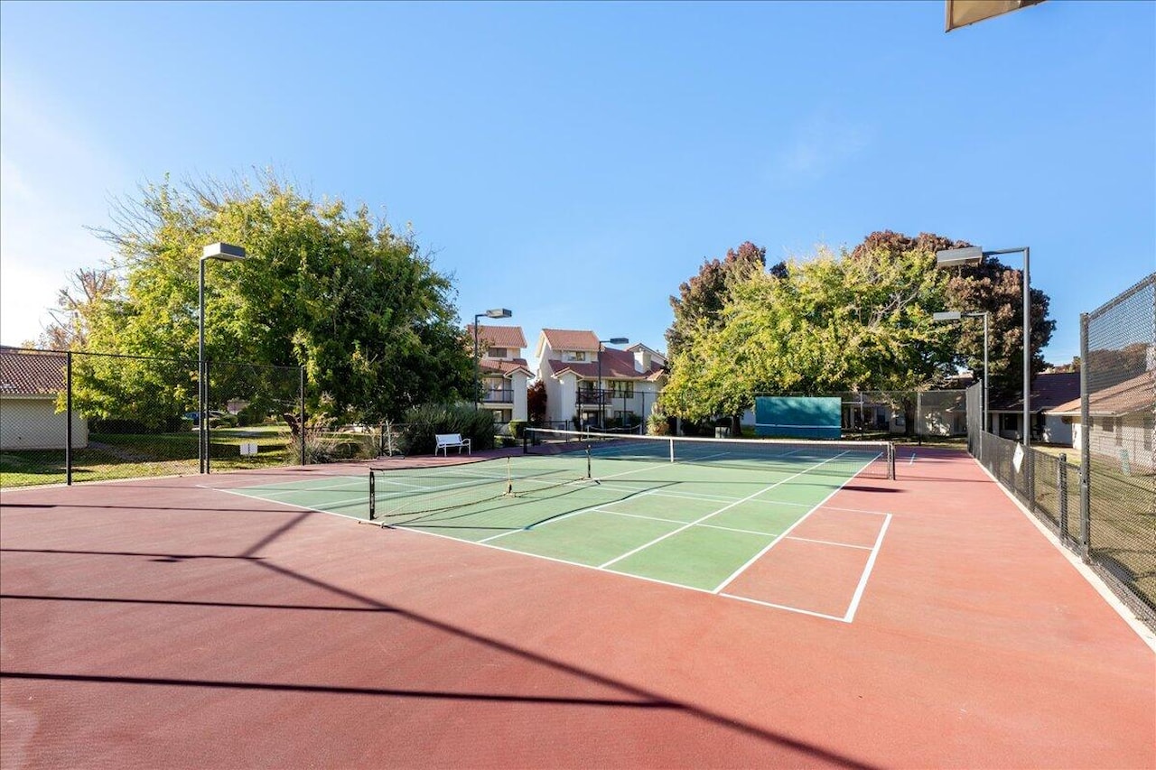 275 S Valley View #J206 St George, UT 84770 condo for sale, MLS#25-266754 - Erika Rogers Photo 28