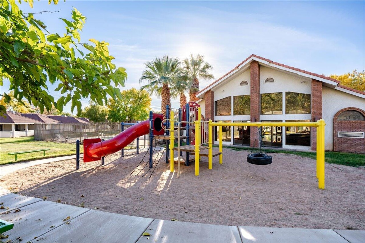 275 S Valley View #J206 St George, UT 84770 condo for sale, MLS#25-266754 - Erika Rogers Photo 30