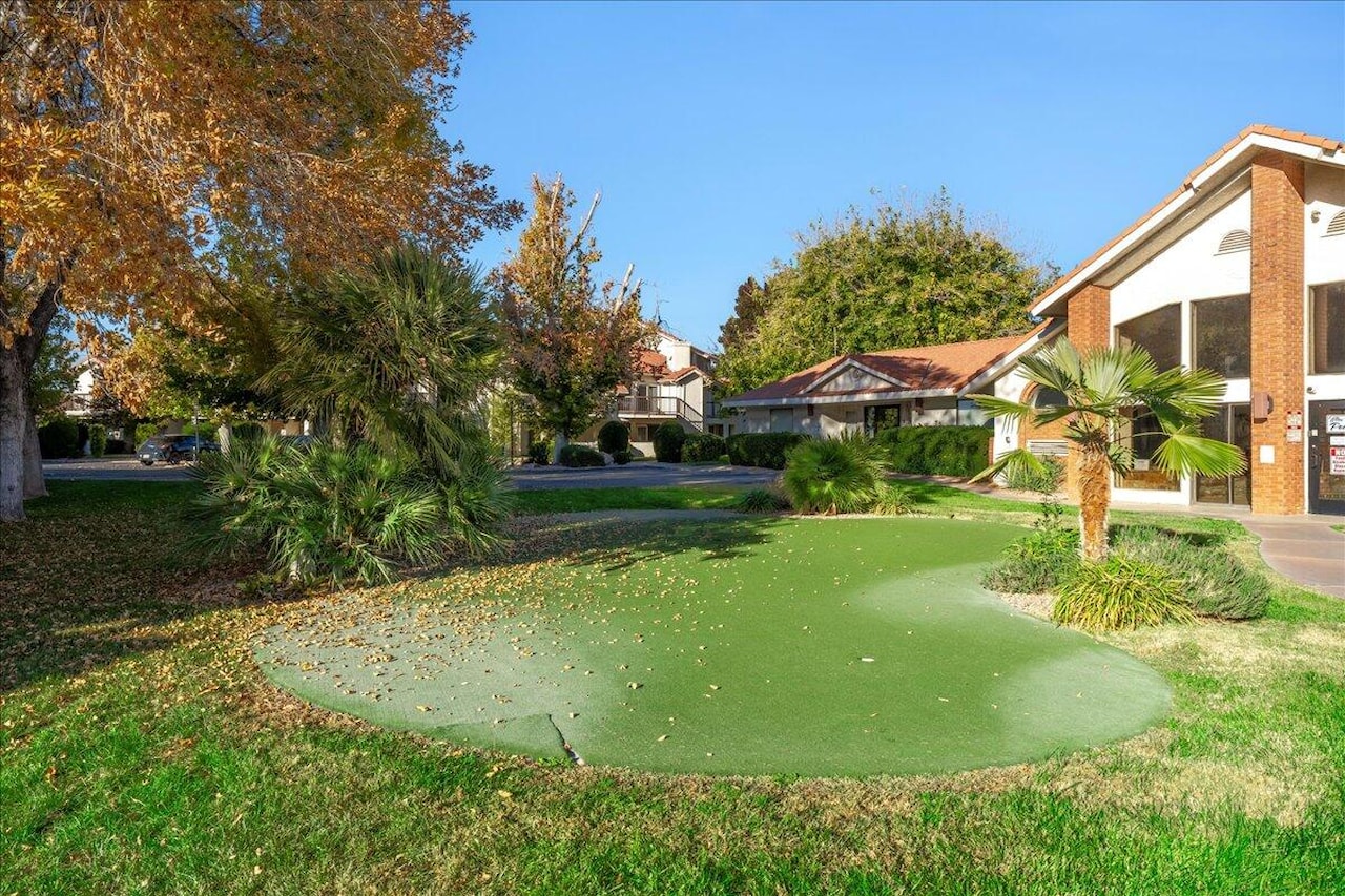 275 S Valley View #J206 St George, UT 84770 condo for sale, MLS#25-266754 - Erika Rogers Photo 32