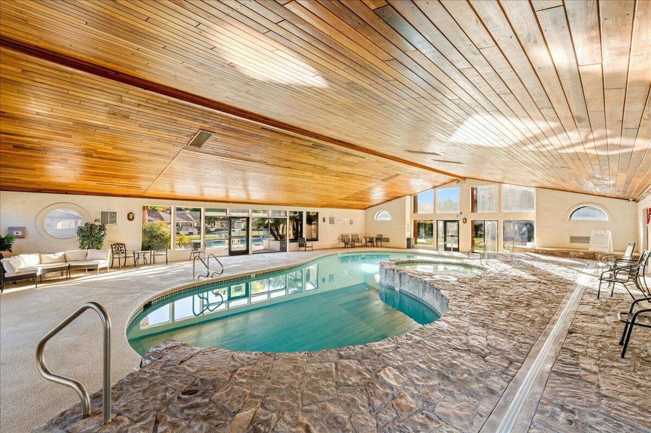 275 S Valley View #J206 St George, UT 84770 condo for sale, MLS#25-266754 - Erika Rogers Photo 34