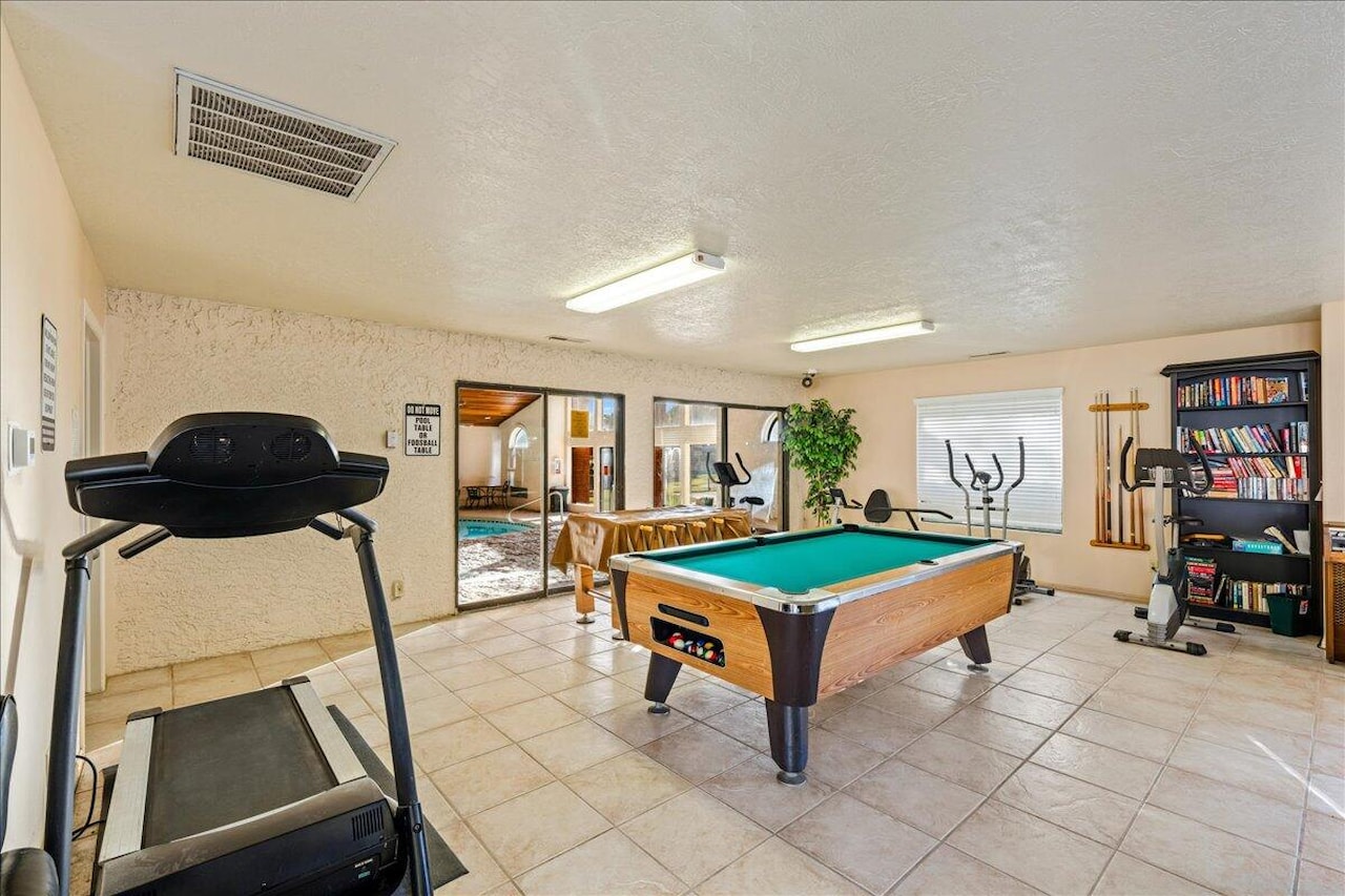 275 S Valley View #J206 St George, UT 84770 condo for sale, MLS#25-266754 - Erika Rogers Photo 38