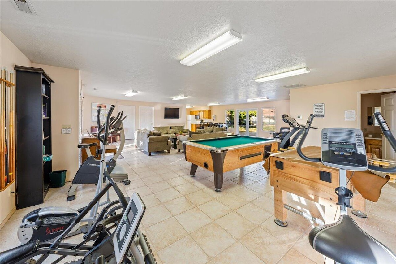 275 S Valley View #J206 St George, UT 84770 condo for sale, MLS#25-266754 - Erika Rogers Photo 39