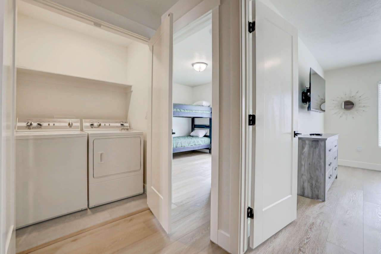 1301 E Vista Roja Place Washington, UT 84780 home for sale, MLS#25-266758 - Erika Rogers Photo 33