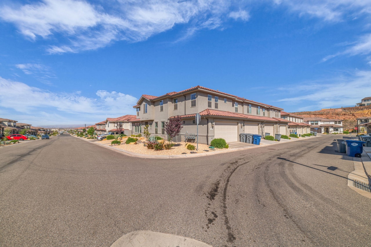 1189 N Bello Alley Washington, UT 84780 home for sale, MLS#25-266761 - Erika Rogers Photo 38