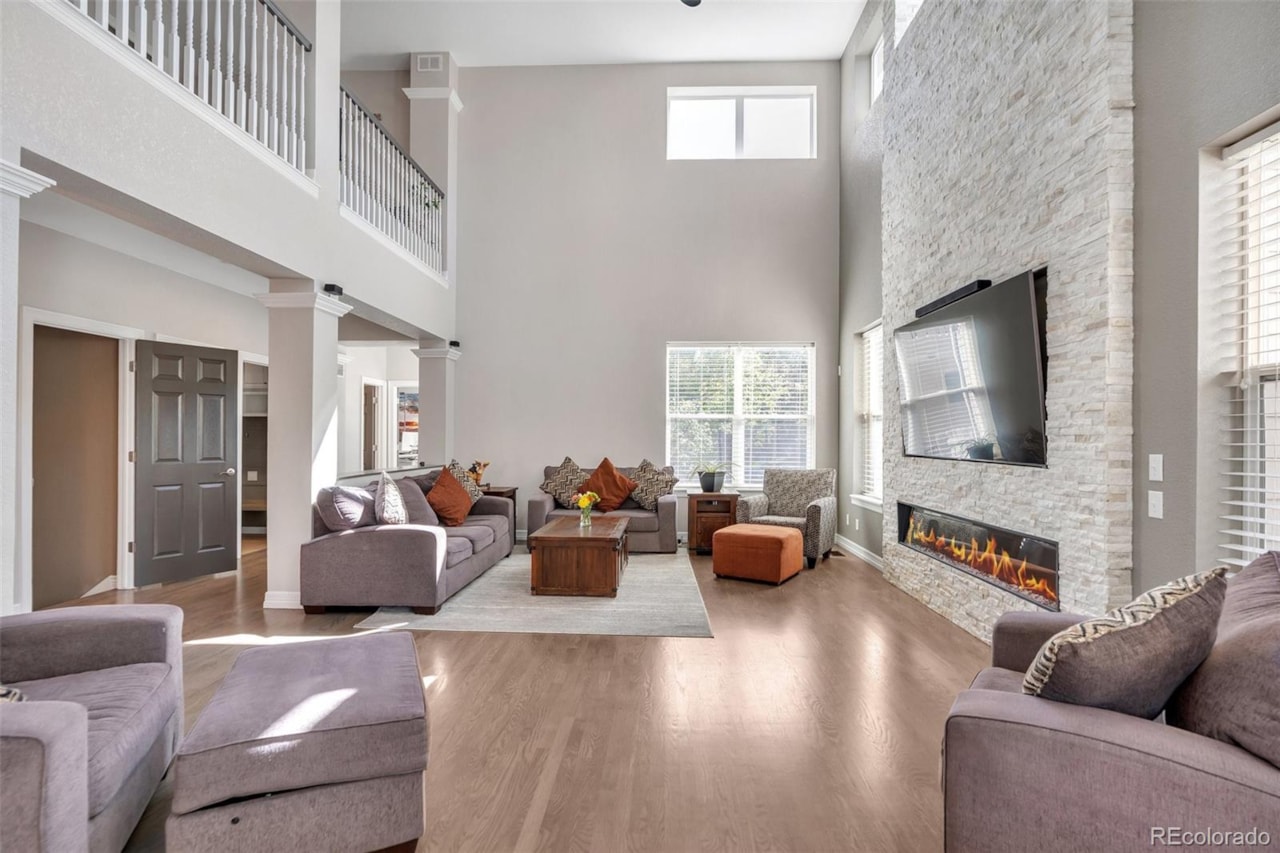 7090 Winter Ridge Dr Castle Pines North Welcome to Winterberry in Castle Pines   one of Metro Denver's most sought-after communities! This... Castle Pines Douglas CO 80108 1777988 home for sale $1,110,000 1777988 Photo 11