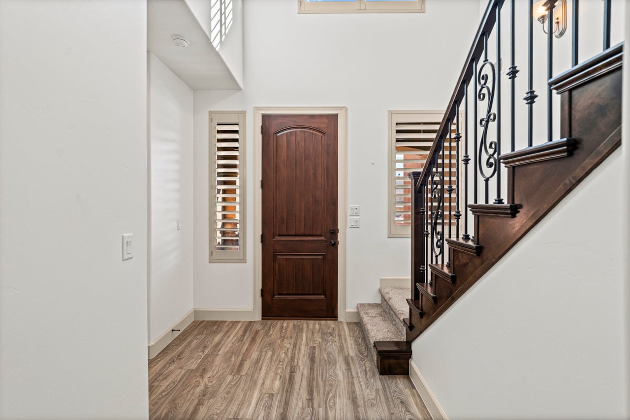 994 S 1740  E St George, UT 84790 home for sale, MLS#25-266765 - Erika Rogers Photo 19