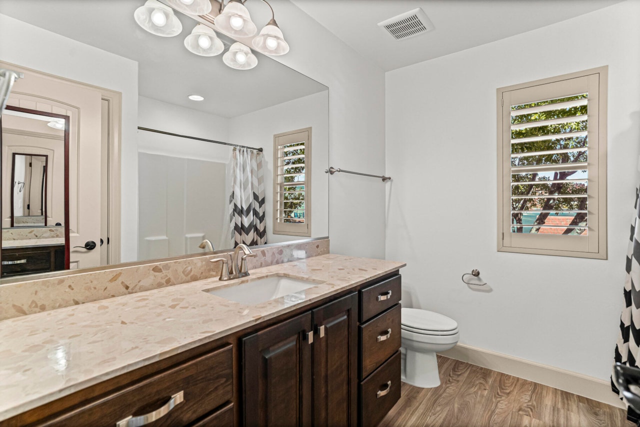 994 S 1740  E St George, UT 84790 home for sale, MLS#25-266765 - Erika Rogers Photo 22