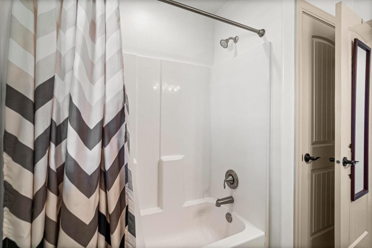 994 S 1740  E St George, UT 84790 home for sale, MLS#25-266765 - Erika Rogers Photo 23