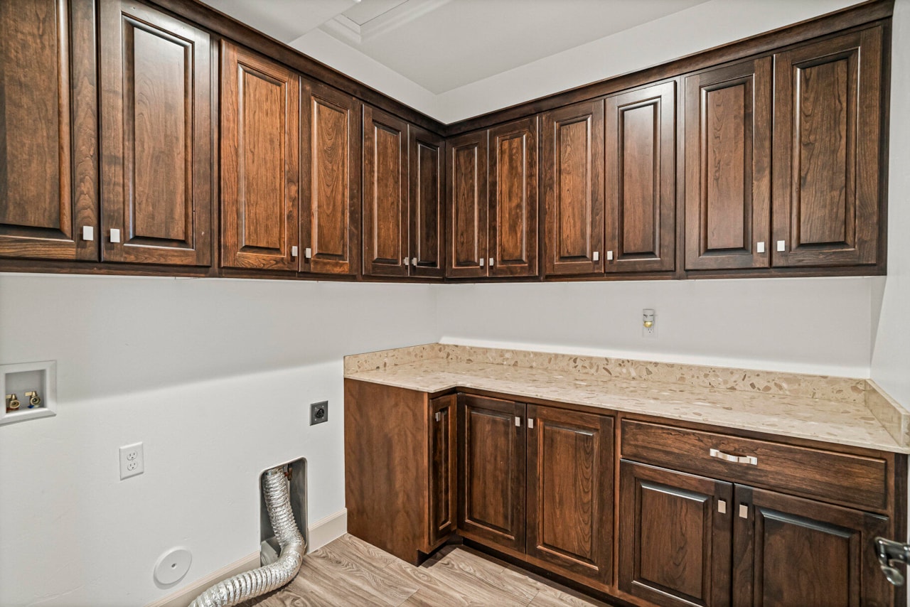 994 S 1740  E St George, UT 84790 home for sale, MLS#25-266765 - Erika Rogers Photo 36