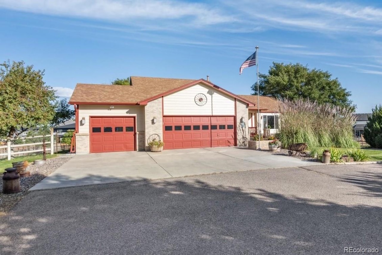 11665 Lewistown St Columbine Ranch Welcome home to this 4 bed, 4 bath, multi-level residence with a large outbuilding & separate guest... Commerce City Adams CO 80022 5794702 home for sale $1,400,000 5794702