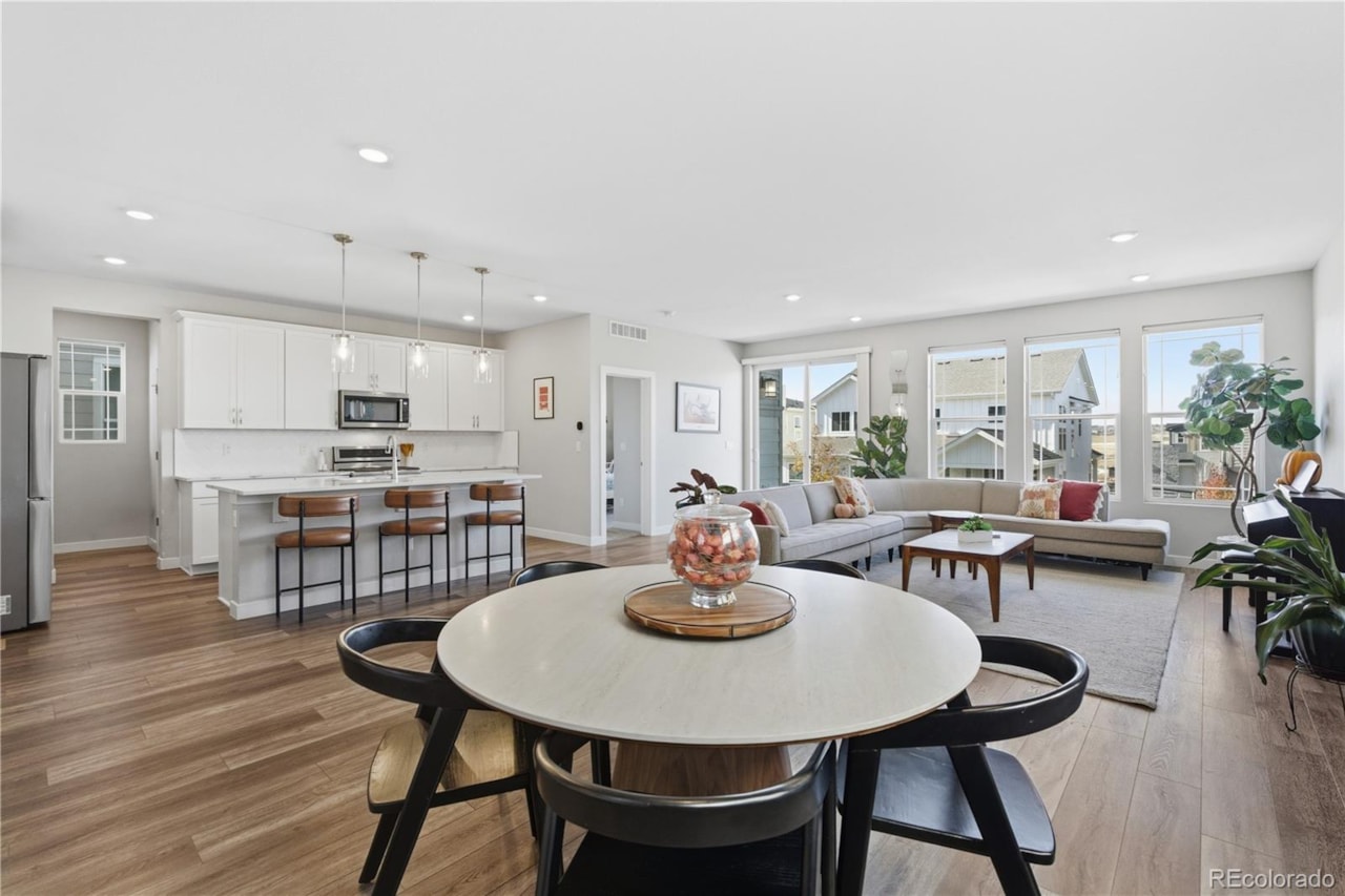 6351 Stable View St The Canyons Welcome to 6351 Stable View St - a beautifully built, modern two-story home nestled in The... Castle Pines Douglas CO 80108 3114493 home for sale $824,000 3114493 Photo 8